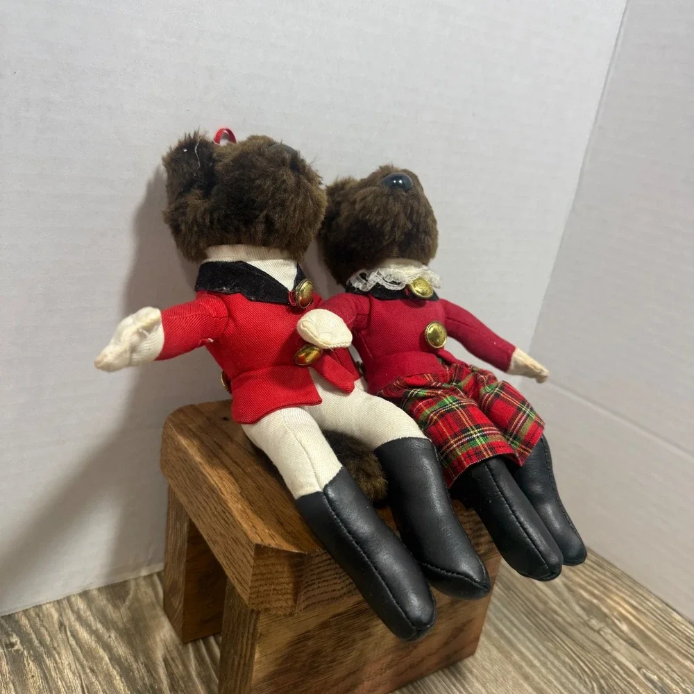 VTG  Fox Hunt Plush Ornaments Pair Red Coat Equestrian Plaid Set of 2 Hanfords